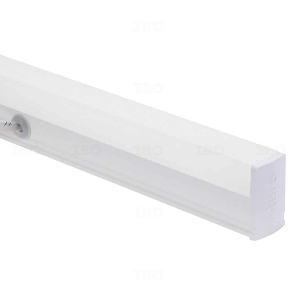 Wipro Garnet 5 W Cool Day Light LED Batten