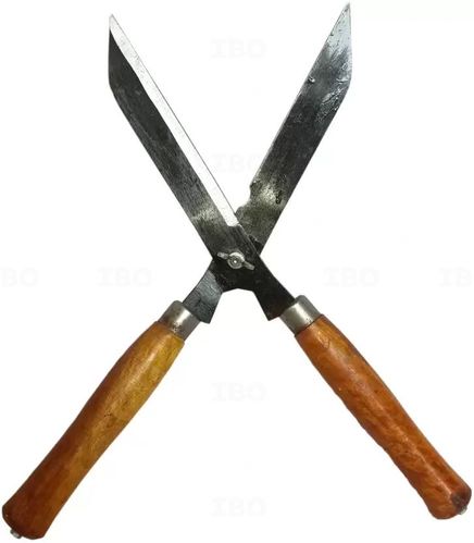 Natures Plus wooden handle Hedge Shear