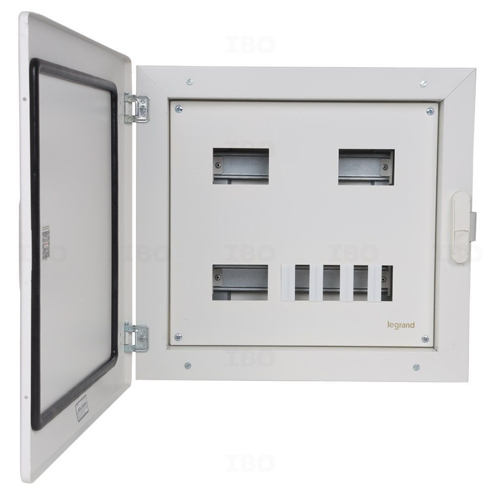Legrand Ekinox3 Triple Pole +Neutral 6 Ways IP 43 Distribution Board Legrand Ekinox3 Triple Pole +Neutral 6 Ways IP 43 Distribution Board