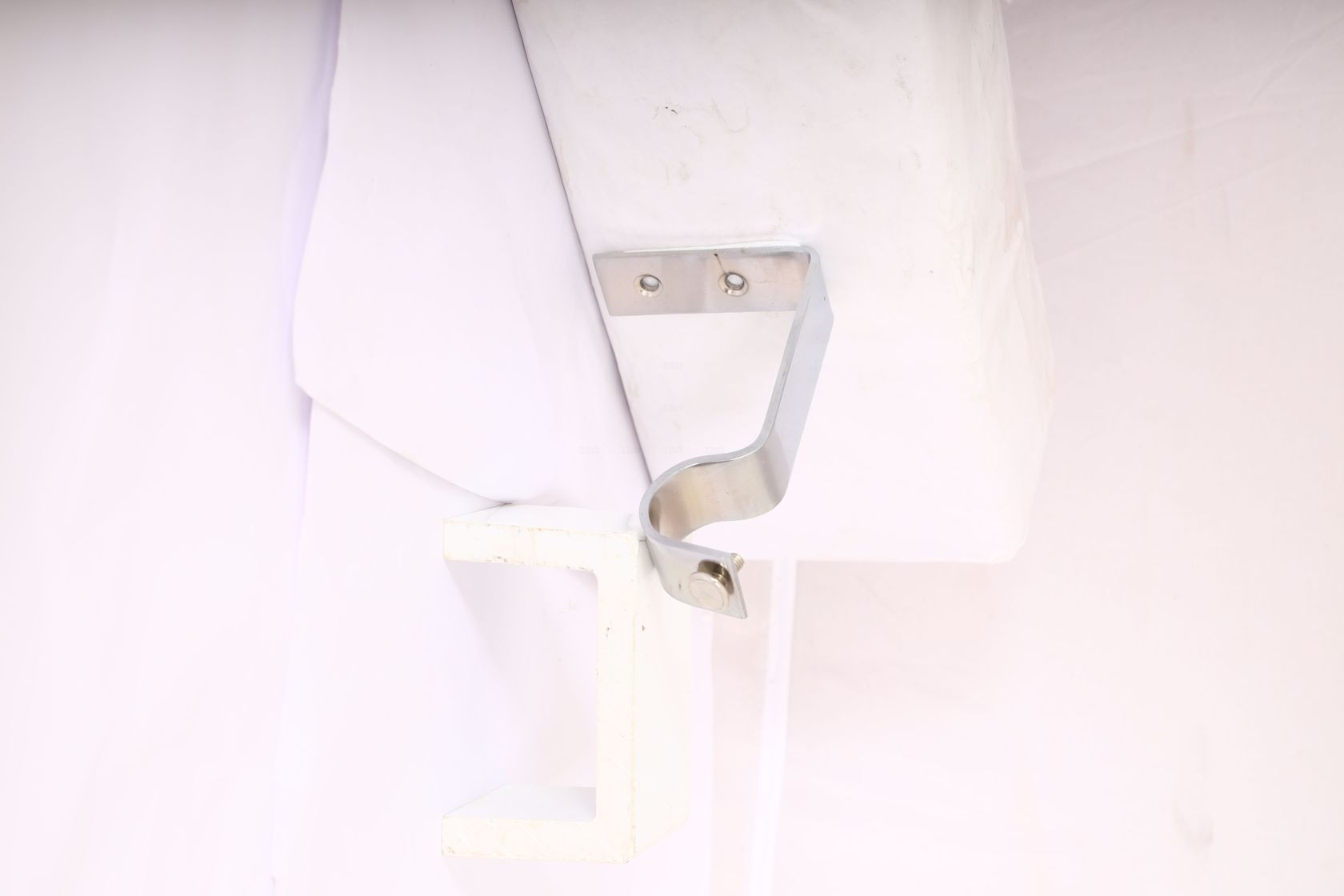 Prachi 1 Chrome Curtain Support