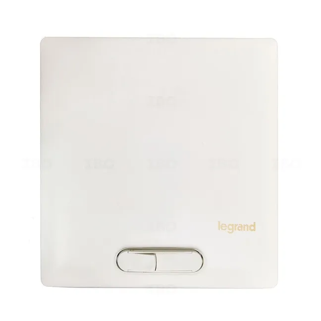Legrand Ekinox Triple Pole +Neutral 4 Ways IP 43 Distribution Board Legrand Ekinox Triple Pole +Neutral 4 Ways IP 43 Distribution Board