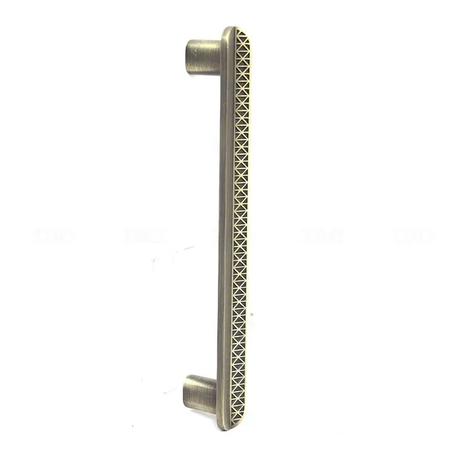 plum Walter_AB_6 in. Antique 6 in. Cabinet Handle plum Walter_AB_6 in. Antique 6 in. Cabinet Handle